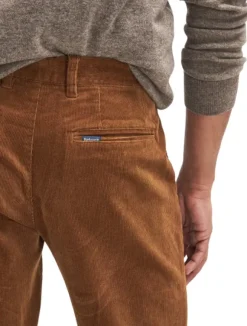 Barbour Stretch Tailored Fit housut, Corduroy Dark Honey