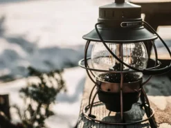 Barebones rautatielyhty, pronssi