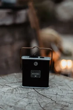 Barebones virtapankki 10.000 mAh, musta