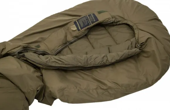 Carinthia Defence 1 Top L 4°C makuupussi