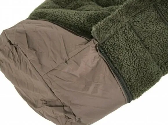 Carinthia Passipussi Tekoturkiksella M