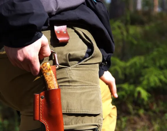 Casström No.3 Dangler puukon vyölenkki, musta