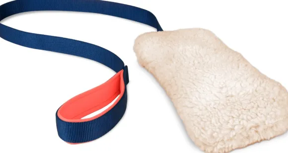 Coachi Chase & Crinkle lelu joustolla, Navy Coral & Faux Lambswool