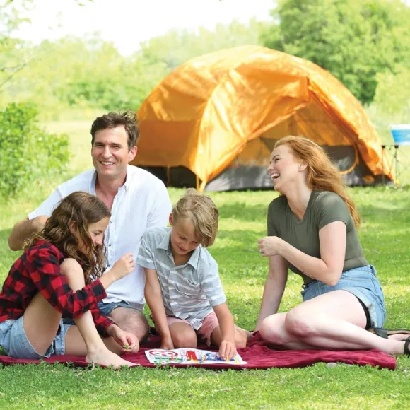 Coghlan's 3 in 1 Game Roll pelisetti