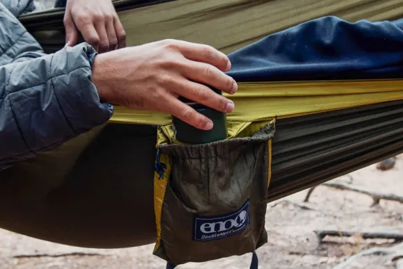 Eno DoubleNest Bluesign kahden hengen riippumatto, oliivi/oranssi