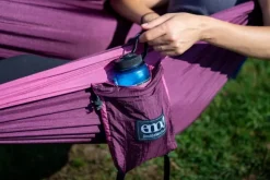 Eno DoubleNest Bluesign kahden hengen riippumatto, violetti/vaalea viininpunainen