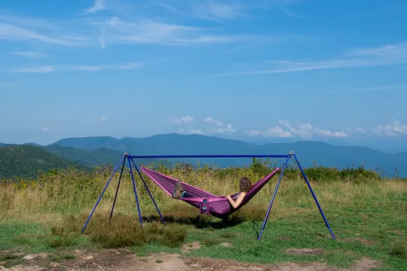 Eno DoubleNest Bluesign kahden hengen riippumatto, punainen/musta