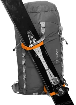 Exped Mountain Pro 30 M reppu, Black