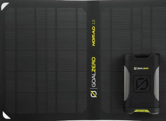 Goal Zero Venture 35 Plus Solar Kit -virtapankki ja aurinkokennolaturi