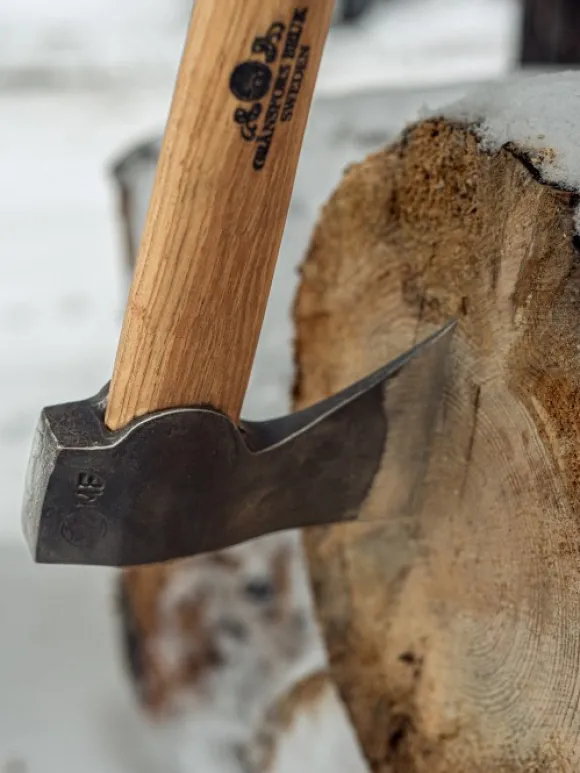 Gränsfors Bruk Vildmarksyxa kirves