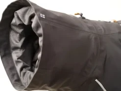 Hurtta Rainwear Mudventure Coat ECO sadetakki, 25-35 cm, Eggplant