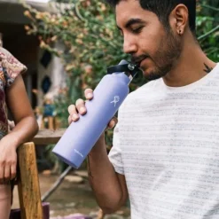 Hydroflask Std Flex Straw eristävä juomapullo, 21oz (621ml), Black