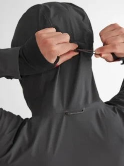 Klättermusen Asynja Jacket -sadetakki, musta