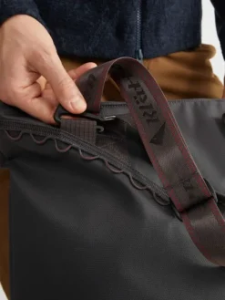 Klättermusen Baggi Bag 22 L Raven