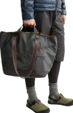 Klättermusen Eljudner Bag 25 L Silver Pine