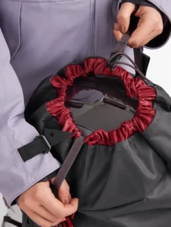 Klättermusen Ull Backpack päiväreppu, 30L, musta