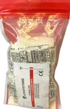 Lifesystems Waterproof Sports First Aid Kit ensiapupakkaus