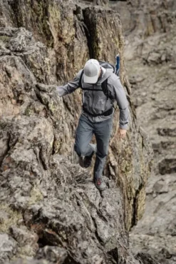 Matador Beast 28 Ultralight Technical Backpack rinkka, musta