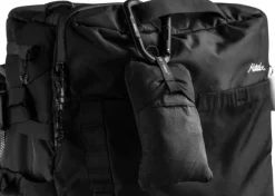 Matador Blackout unimaski ja korvatulpat