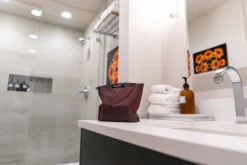 Matador FlatPak Zipper Toiletry Case toilettilaukku, Garnet