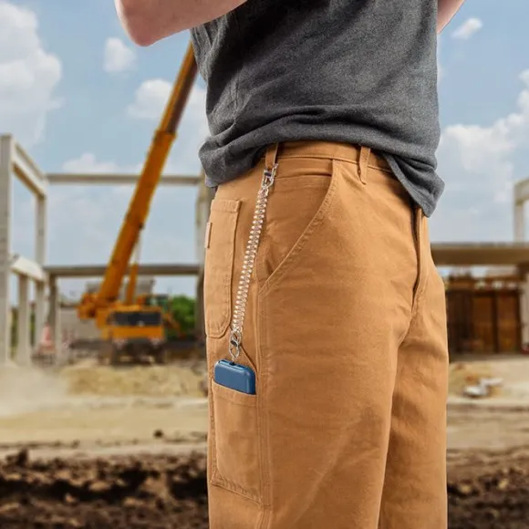 Nite Ize Hitch Phone Anchor + Tether turvakiinnitys puhelimelle