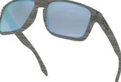 Oakley Holbrook XL Woodgrain Prizm Deep Water Polarized