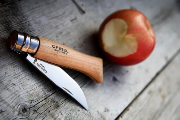 Opinel Classic Stainless Steel No8 + Sheath Beechwood 8,5 cm