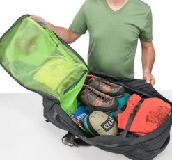 Osprey Farpoint 80 matkailurinkka, musta