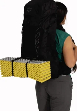 Osprey W's Tempest 44 Black/Coal Grey