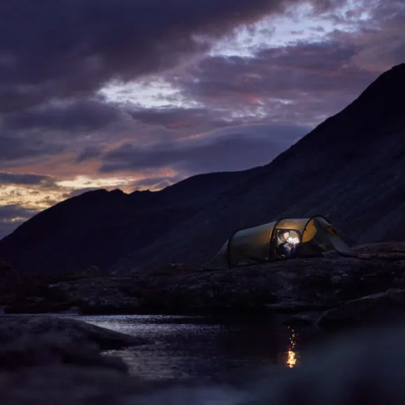 Primus Micron kaasulyhty, punainen