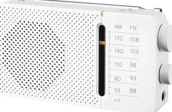 Sangean SR-36 taskuradio, musta