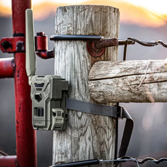 Spypoint FLEX-M lähettävä riistakamera