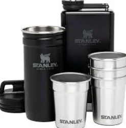 Stanley Adventure -shottilasi- ja taskumattisetti, mattamusta