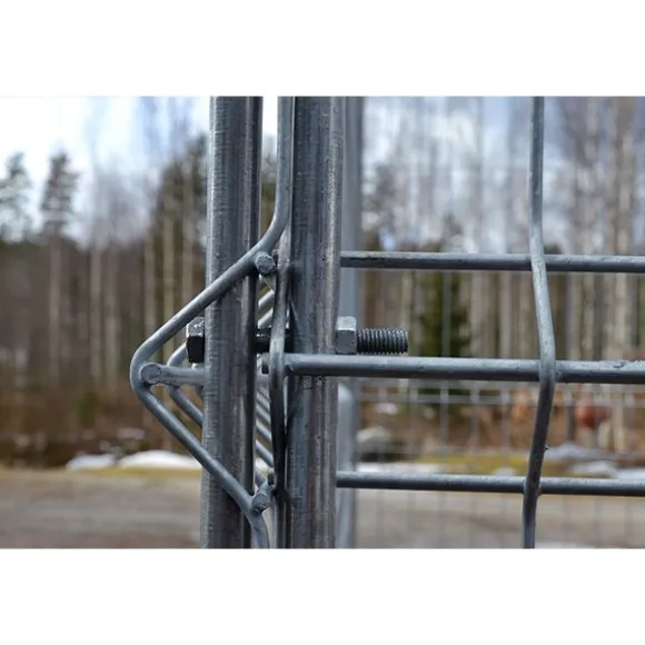 Suomi-koiratarha 3 x 3