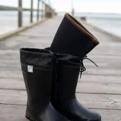 Wobbi Nina talvisaappaat, musta