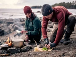 Woolpower Wrist Gaiter -rannelämmittimet, musta